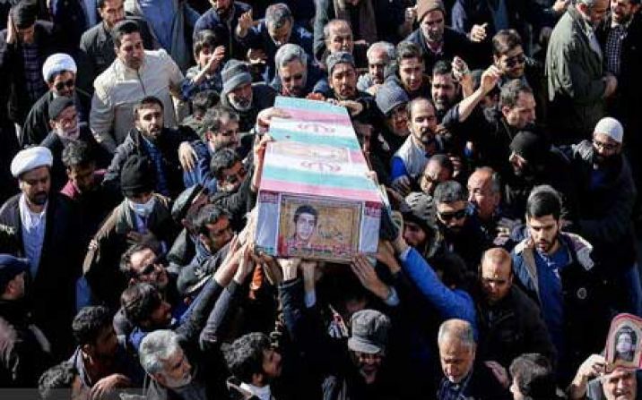 پیکر مطهر«شهید علیرضا بادرام» در قم تشییع شد پیکر مطهر«شهید علیرضا بادرام» در قم تشییع شد
